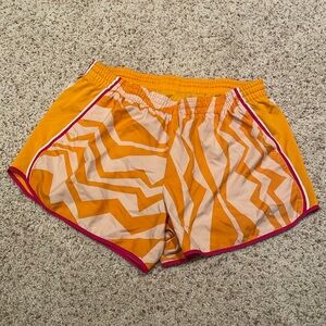 Nike Tempo Shorts - size Large